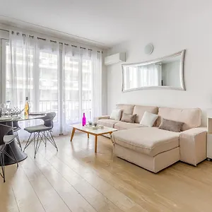 Apartment Le Mozart By Interhome